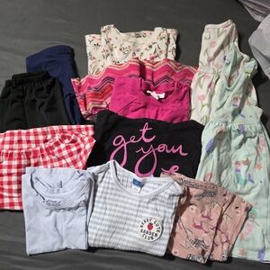 Lot 2t Girls Clothing - 11 Piece